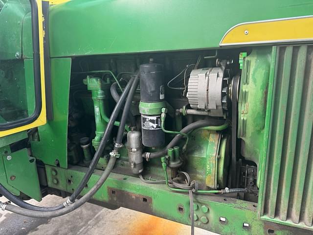 Image of John Deere 4020 equipment image 4