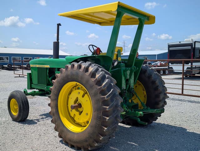 Image of John Deere 4020 equipment image 1