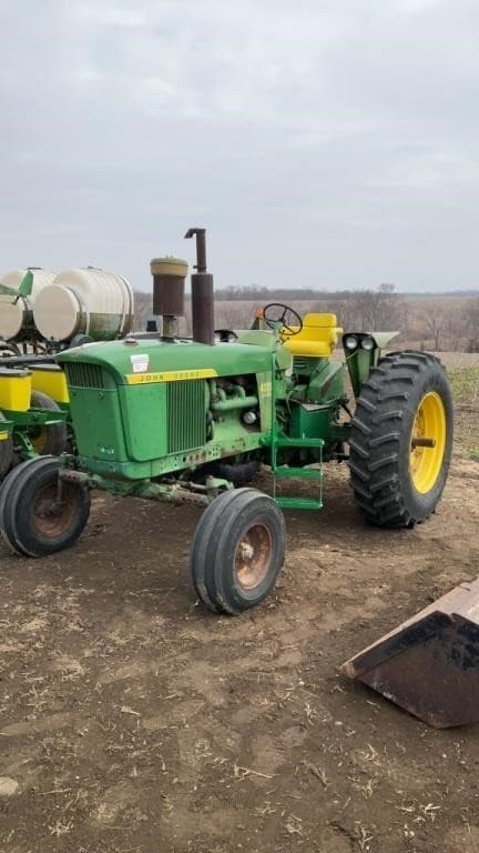 Image of John Deere 4020 Primary image