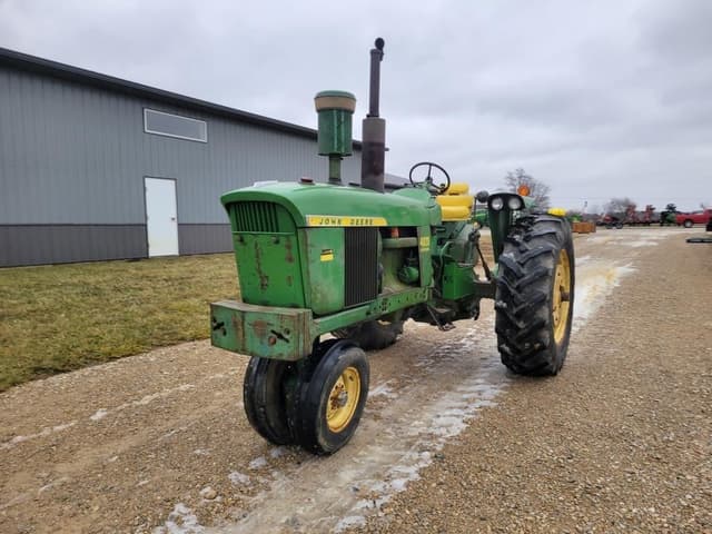 Image of John Deere 4020 equipment image 3
