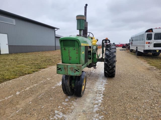 Image of John Deere 4020 equipment image 4