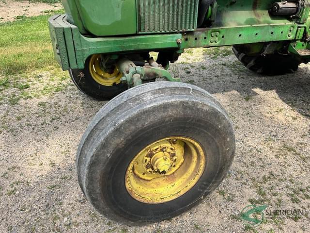 Image of John Deere 4020 equipment image 2