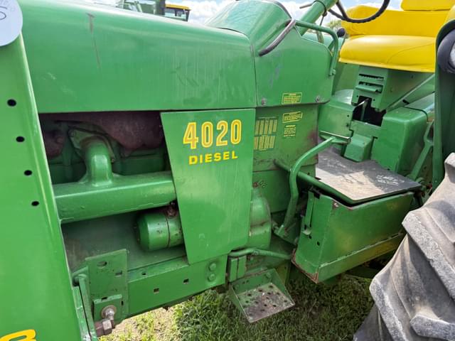 Image of John Deere 4020 equipment image 4