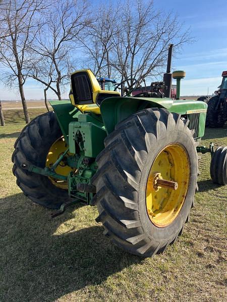 Image of John Deere 4020 equipment image 3