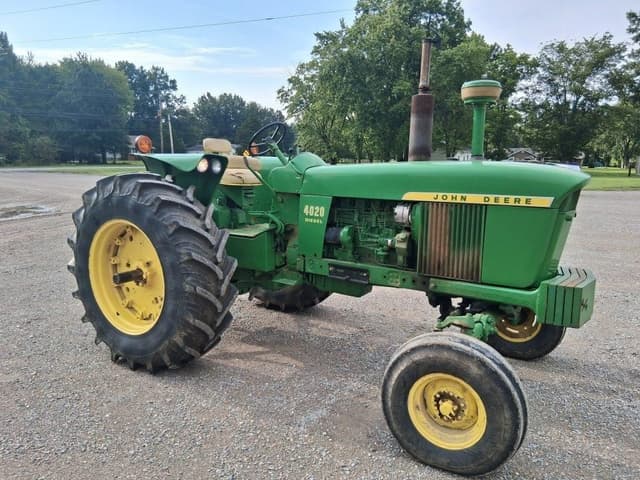 Image of John Deere 4020 equipment image 2
