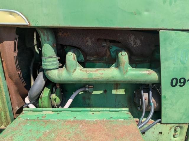 Image of John Deere 4020 equipment image 4