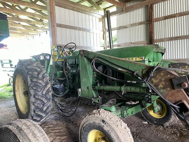 Image of John Deere 4020 equipment image 3
