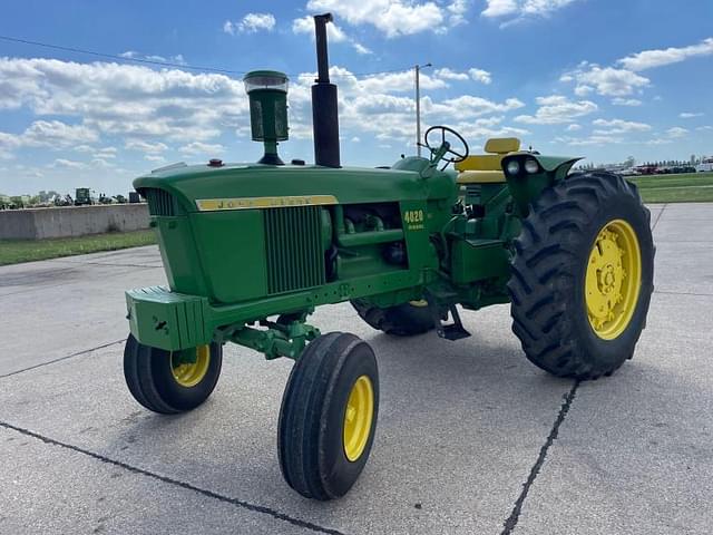 Image of John Deere 4020 equipment image 3