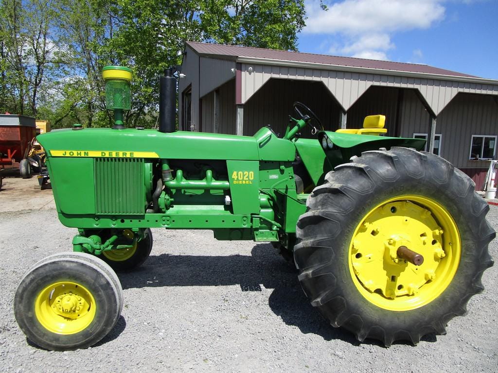 Main image John Deere 4020