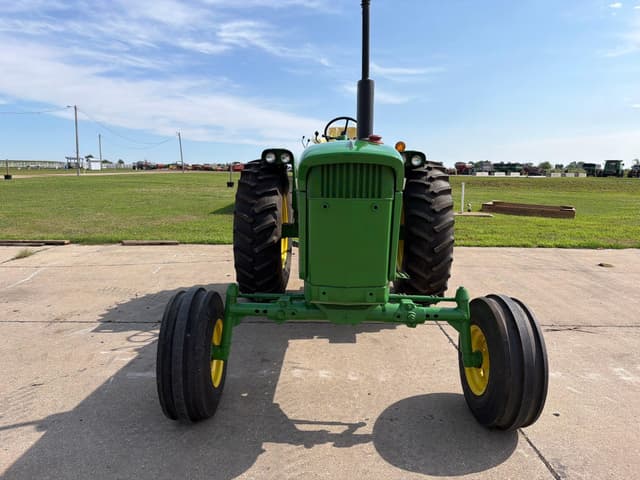 Image of John Deere 4020 equipment image 1