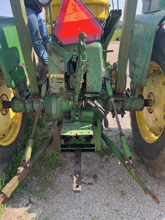 Image of John Deere 4020 equipment image 2