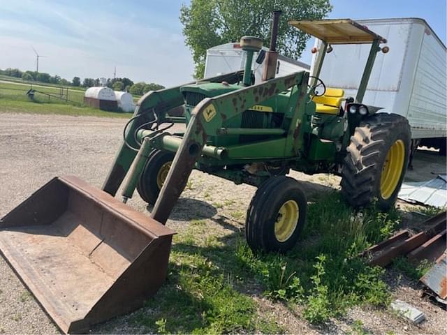 Image of John Deere 4020 equipment image 1