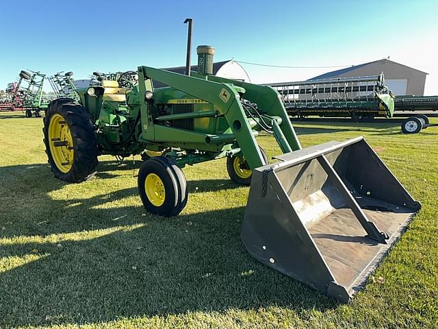 Image of John Deere 4020 equipment image 1