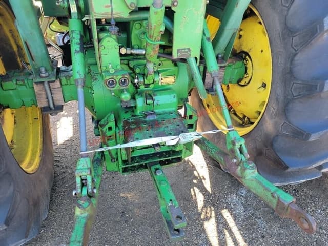 Image of John Deere 4020 equipment image 4