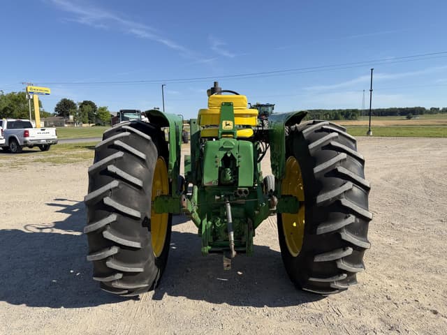 Image of John Deere 4020 equipment image 3