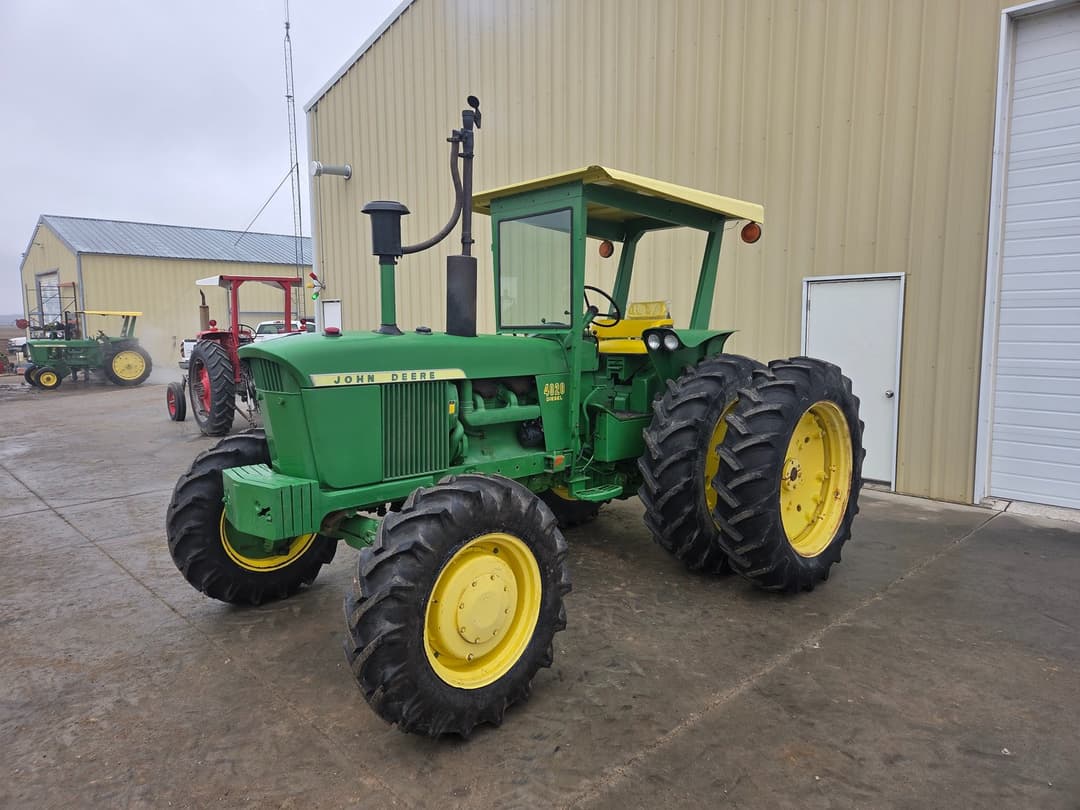 Image of John Deere 4020 Primary image