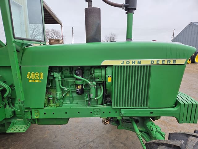 Image of John Deere 4020 equipment image 4