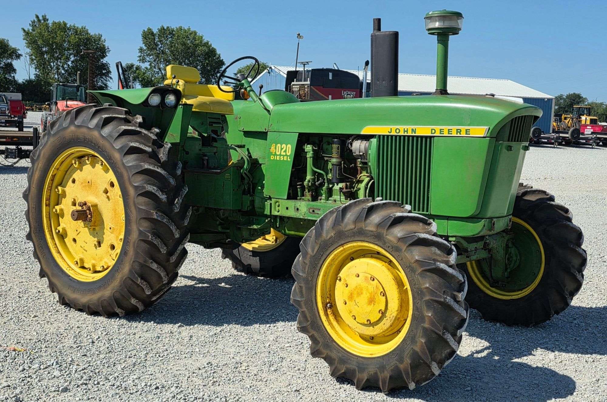 John Deere 4020 Equipment Image0