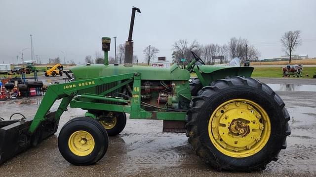 Image of John Deere 4020 equipment image 1