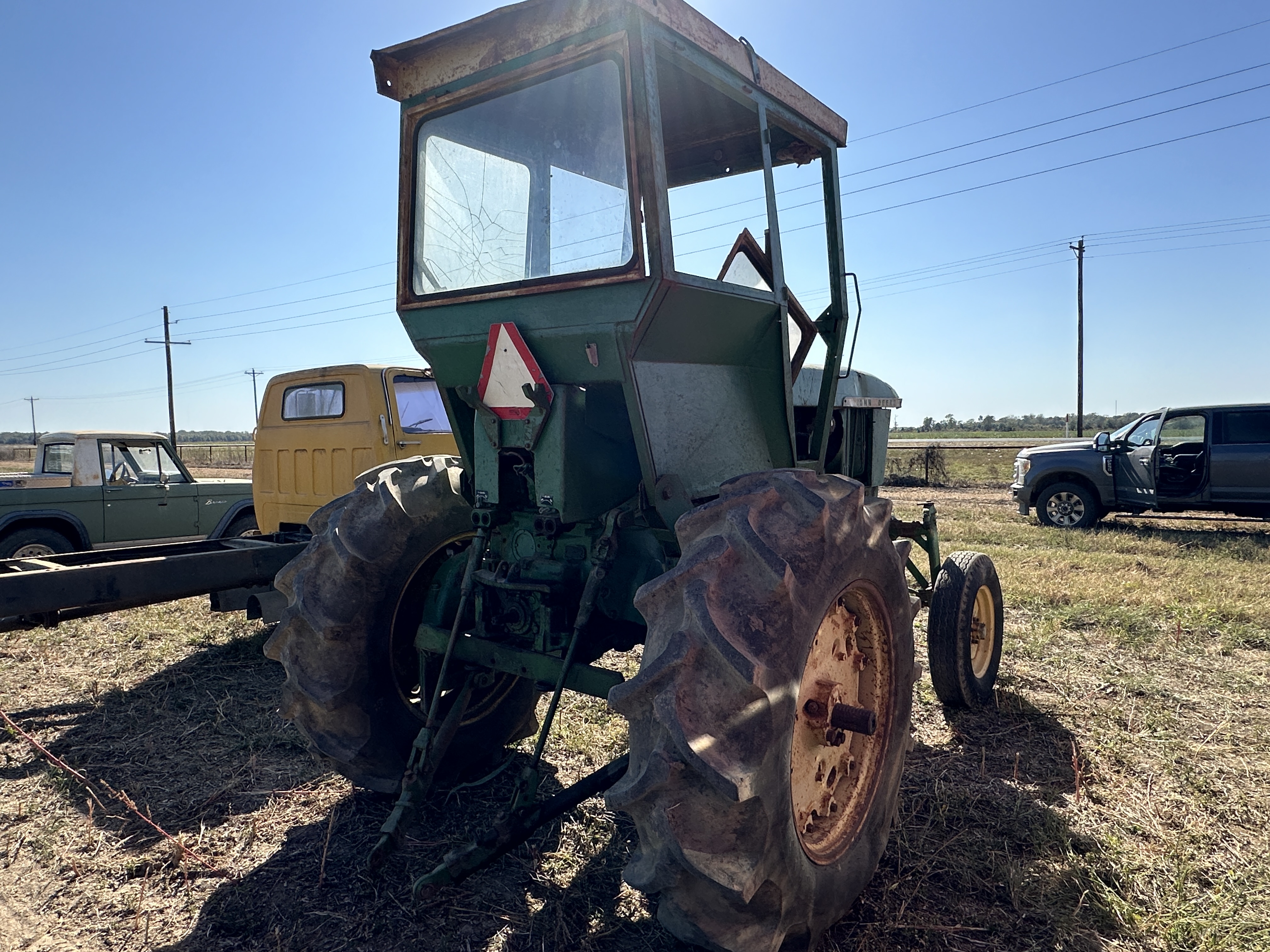 Image of John Deere 4020 equipment image 3