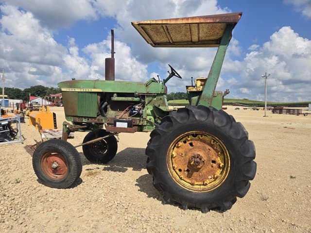 Image of John Deere 4020 equipment image 1