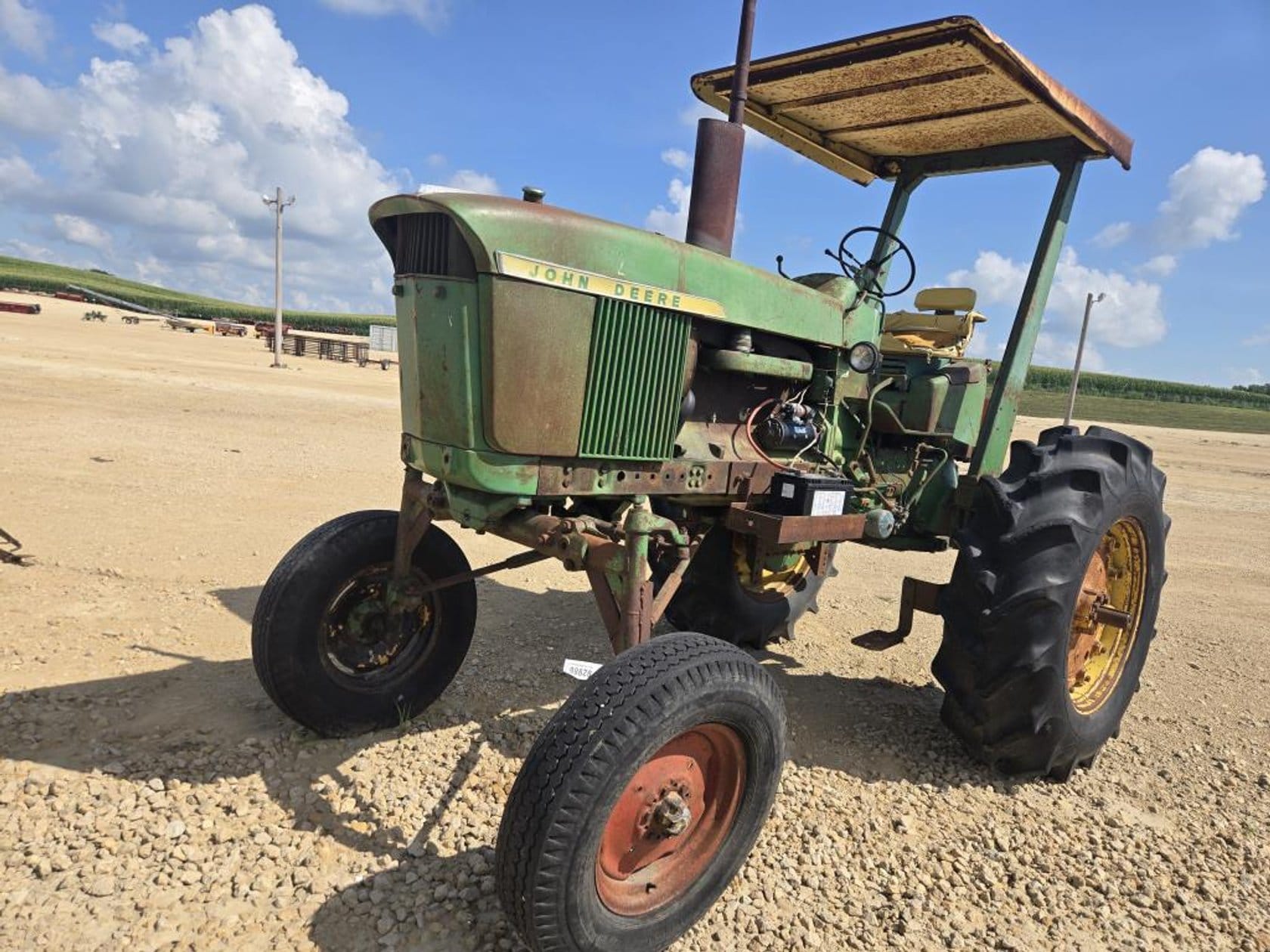 John Deere 4020 Equipment Image0