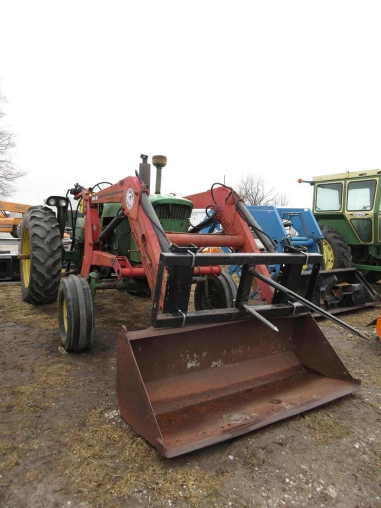 Image of John Deere 4020 Primary image