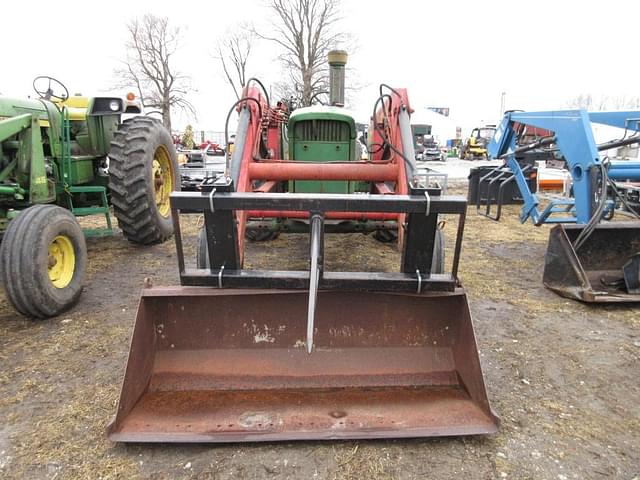 Image of John Deere 4020 equipment image 3