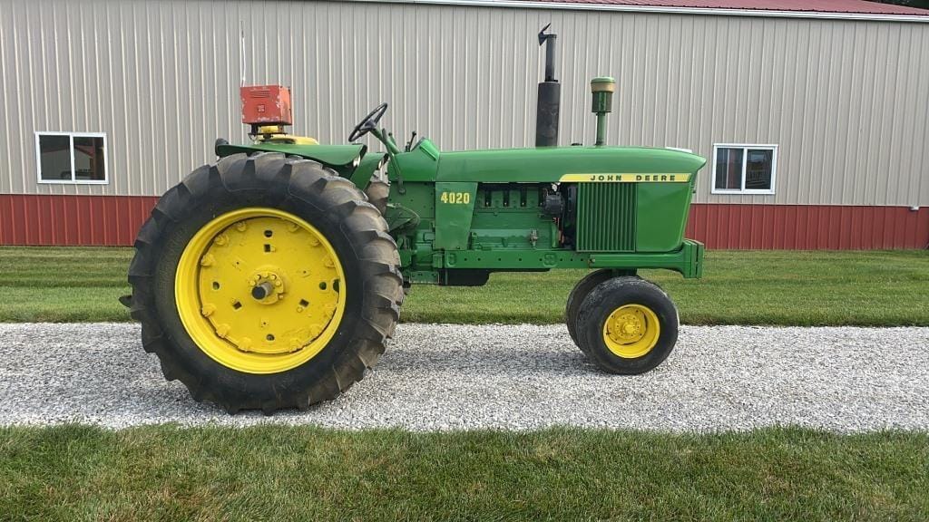 Main image John Deere 4020