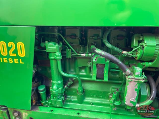 Image of John Deere 4020 equipment image 3