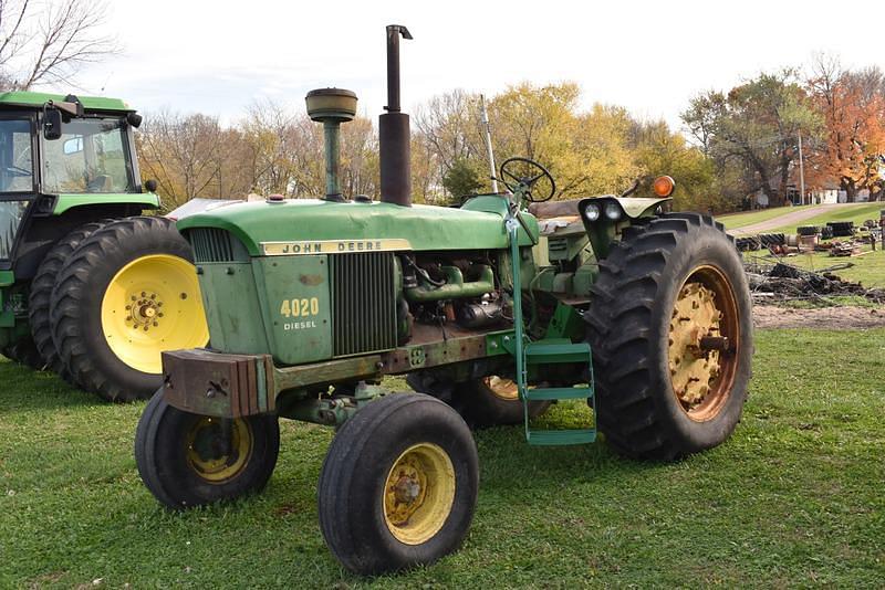 Image of John Deere 4020 Primary image