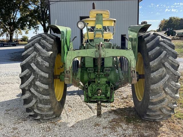 Image of John Deere 4020 equipment image 4