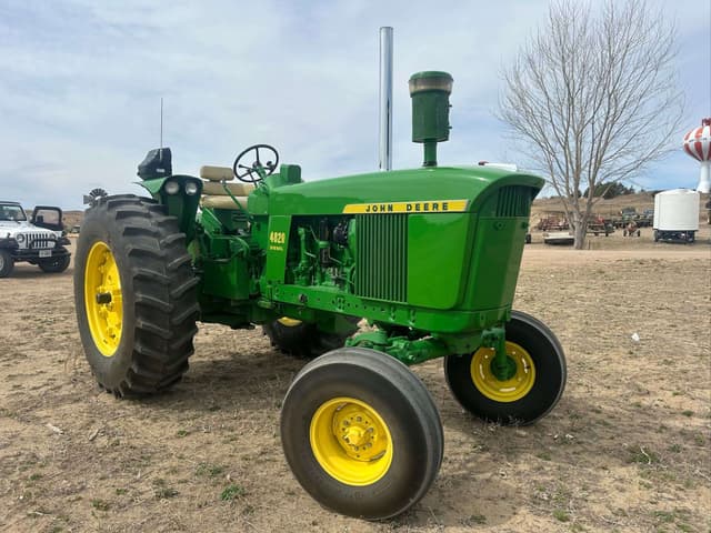 Image of John Deere 4020 equipment image 4