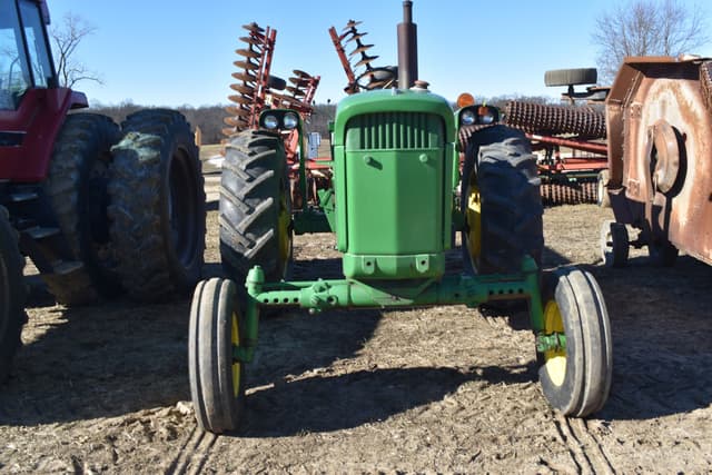 Image of John Deere 4020 equipment image 1