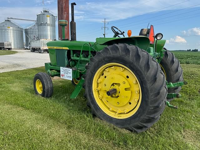 Image of John Deere 4020 equipment image 4