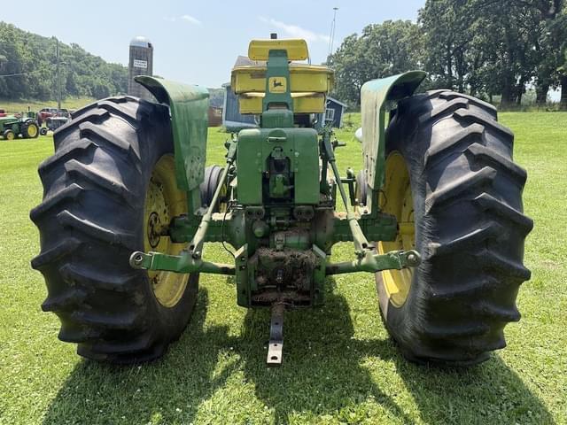 Image of John Deere 4020 equipment image 4