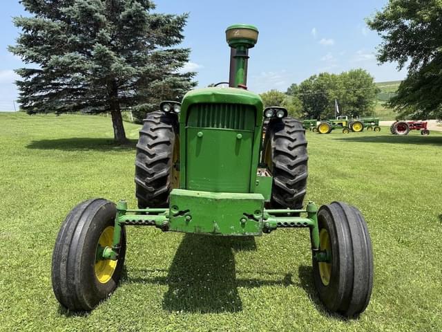 Image of John Deere 4020 equipment image 1
