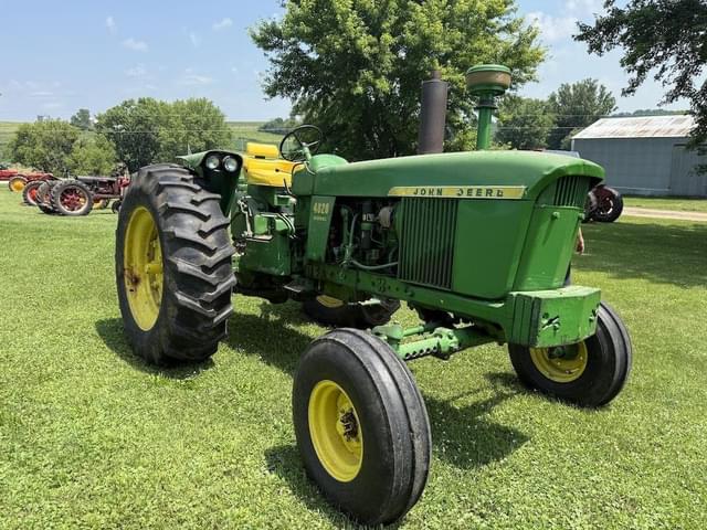 Image of John Deere 4020 equipment image 2