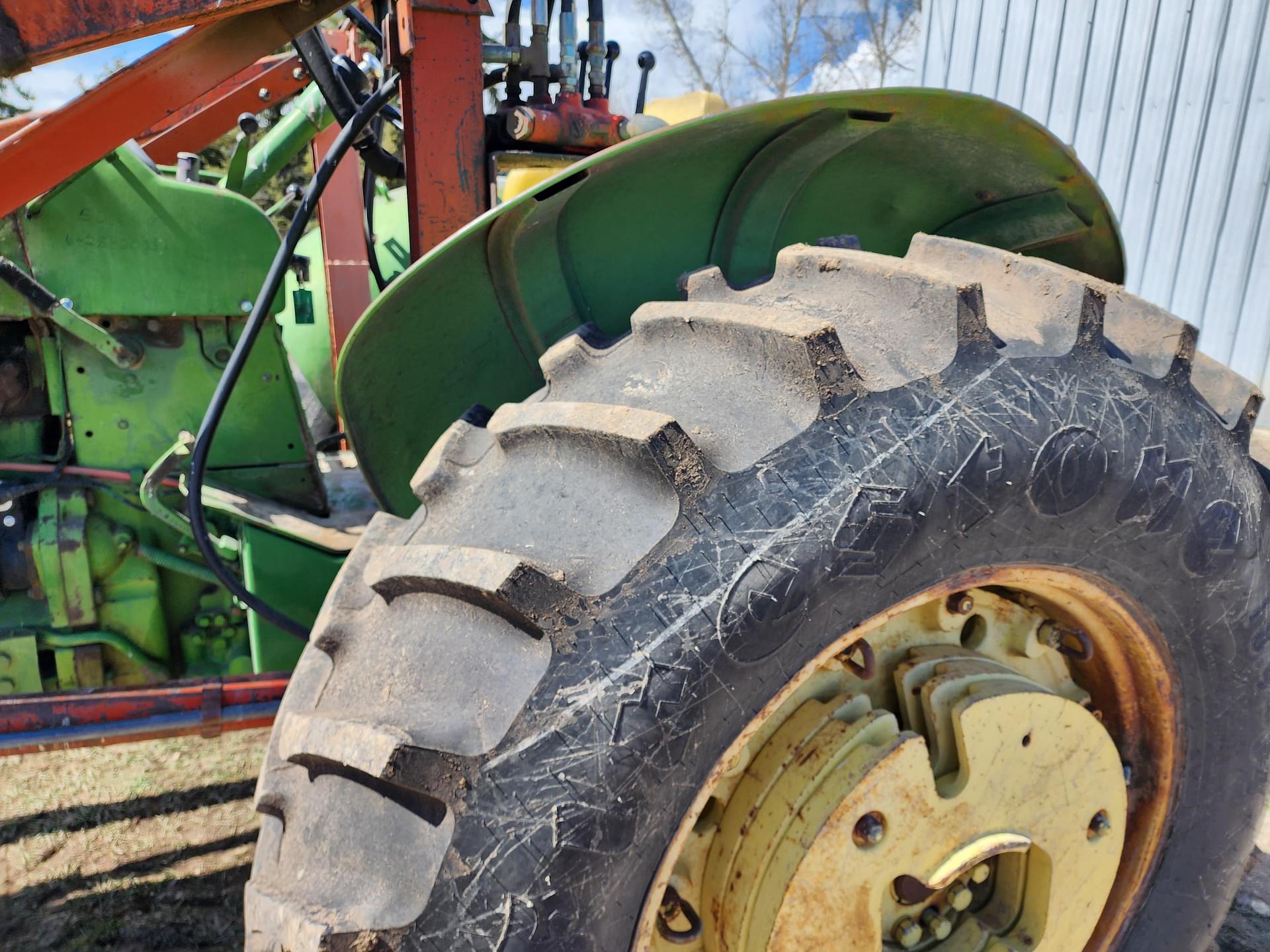 Main image John Deere 4020 14