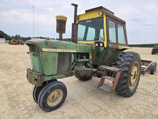 Image of John Deere 4020 equipment image 2