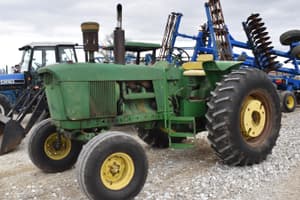 John Deere 4020 Image