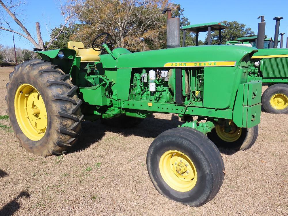 Image of John Deere 4020 Primary image