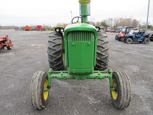 Image of John Deere 4020 equipment image 2