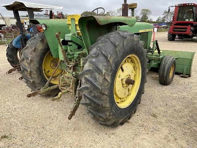 Image of John Deere 4020 equipment image 2