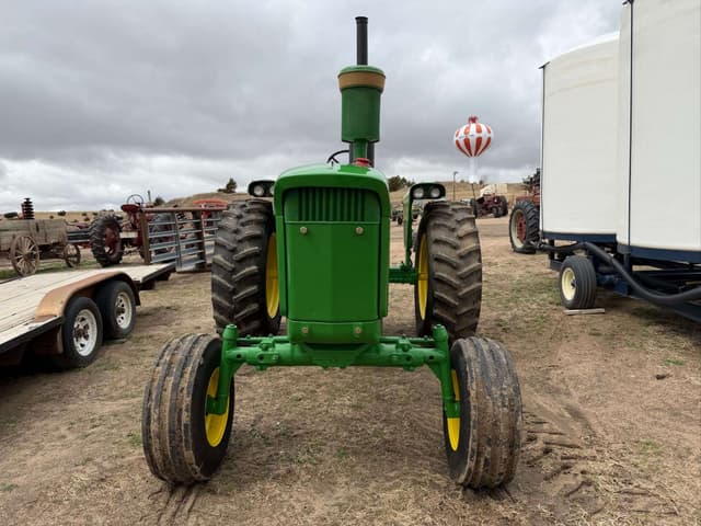 Image of John Deere 4020 equipment image 2