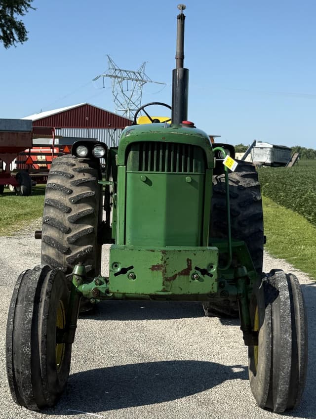 Image of John Deere 4020 equipment image 4