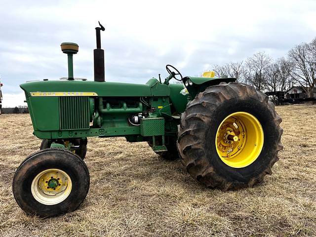 Image of John Deere 4020 equipment image 1