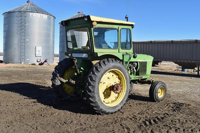 Image of John Deere 4020 equipment image 3