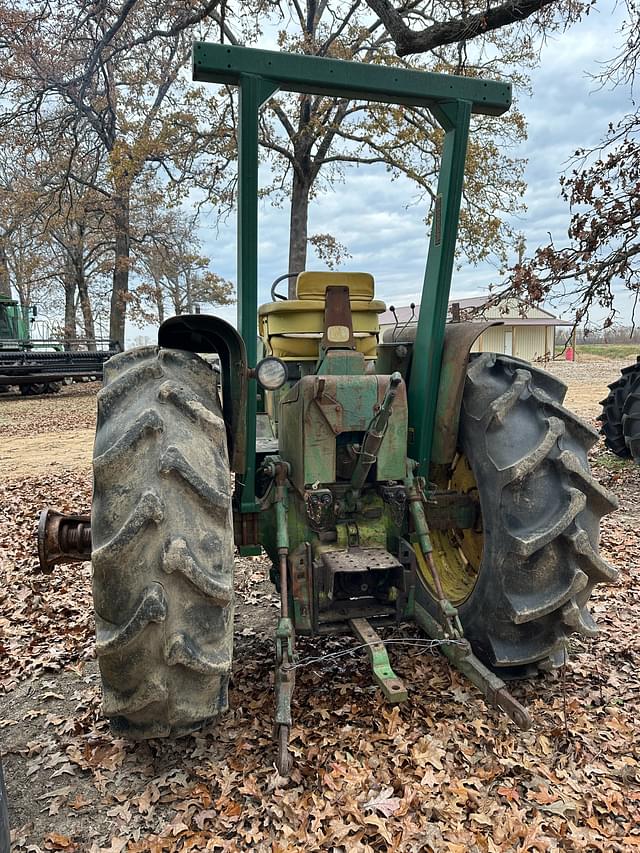 Image of John Deere 4020 equipment image 3