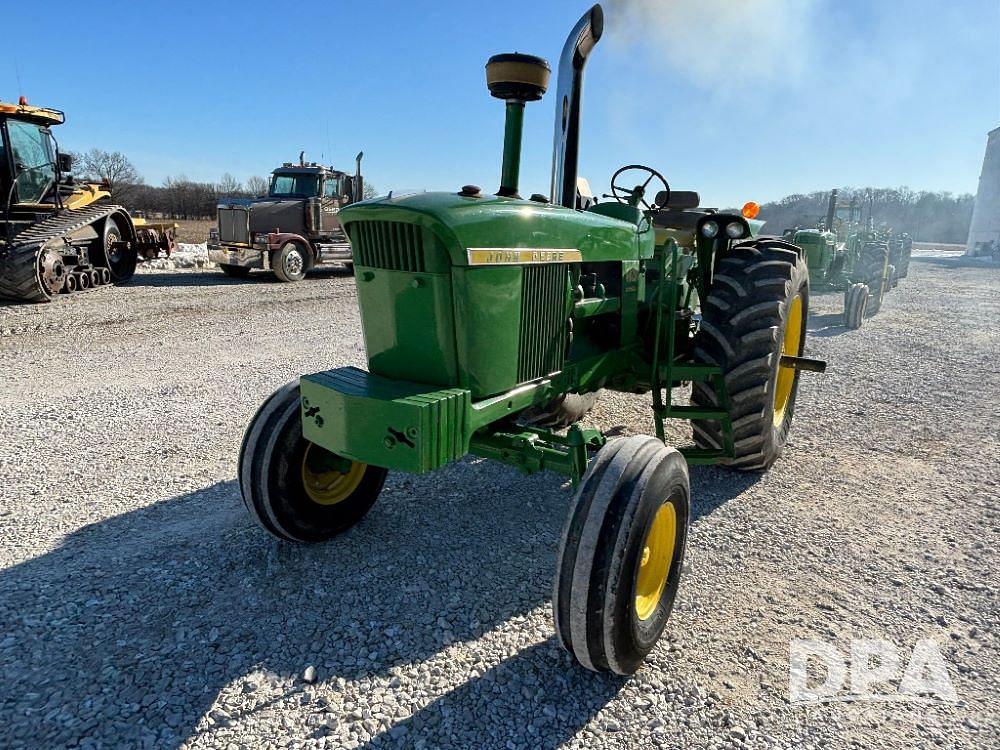 Image of John Deere 4020 Primary image